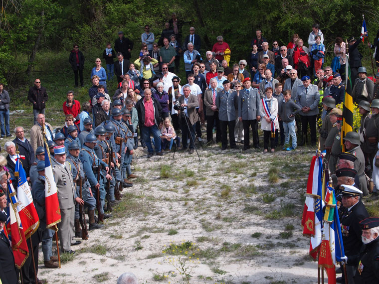 Mont Cornillet: commémoration du centenaire de l'attaque  du 20 mai 1917 par le 1er régt de Zouaves (Photos: Daniel et Francine.H)