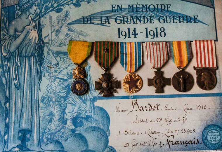 Médailles militaires (Document : Jean-Jacques Bardot)
