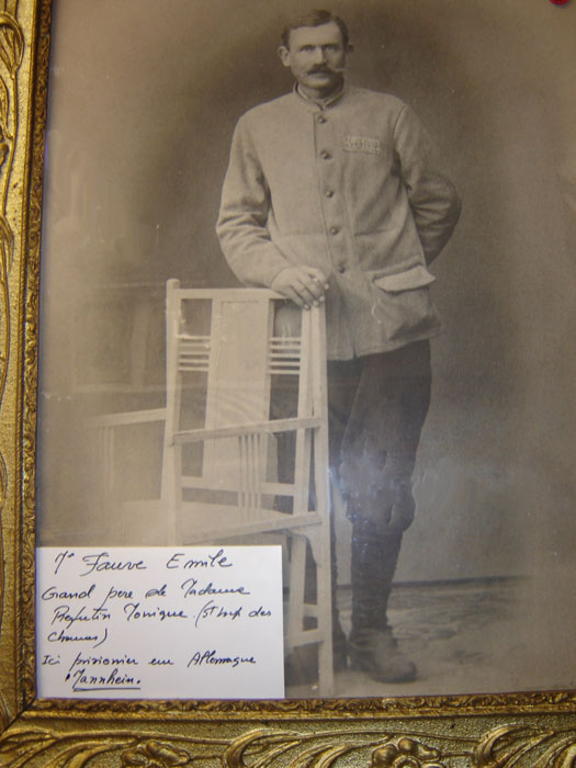 Fauve Emile, prisonnier de guerre en Allemagne, revenu amputé d'une jambe (Collection privée: A-R)