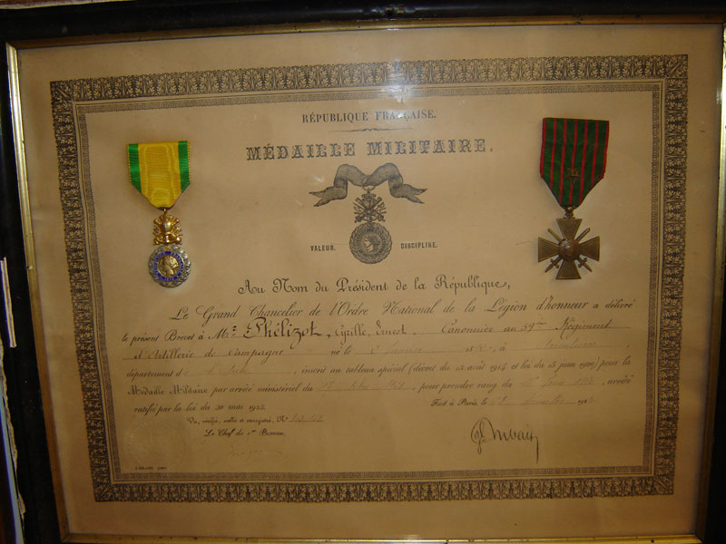 Cannonier Phélizot Cyrille, médaille militaire, croix de guerre 14-18 (Collection privée: A-R)