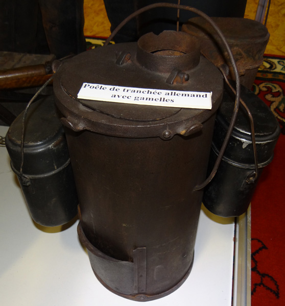 Poêle de tranchée allemand avec gamelles (Collection-A.R)